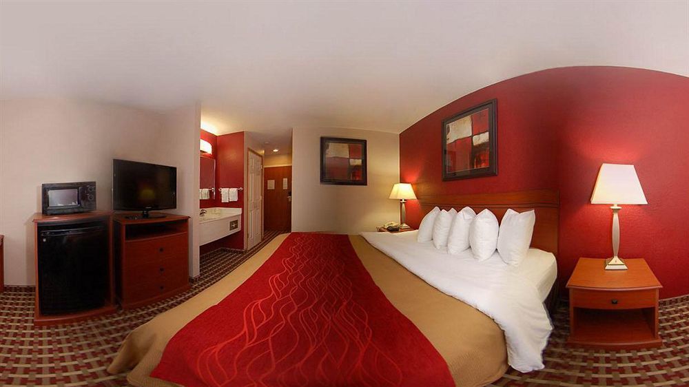 Quality Inn Seaman Exterior photo